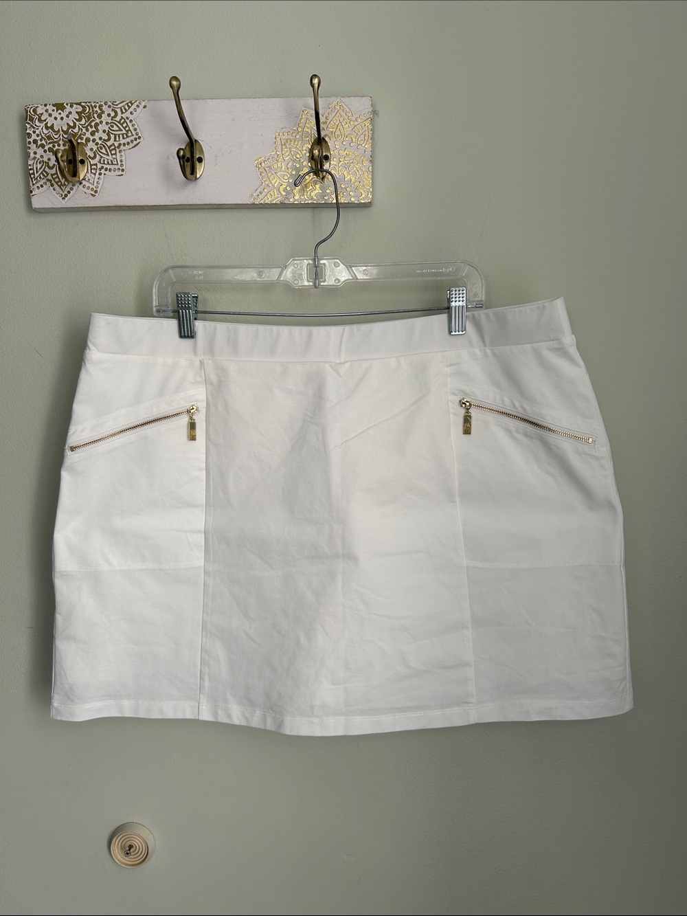 Anne Klein White Mini Skort with Gold Zip Details